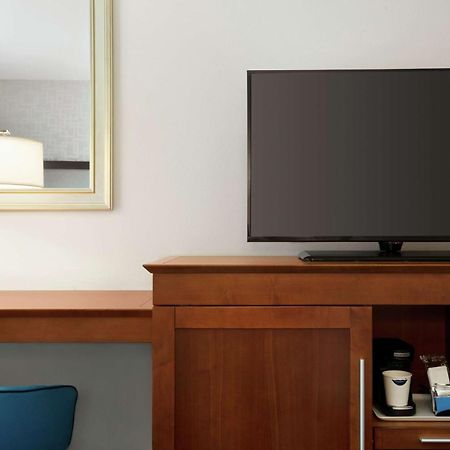 Hampton Inn & Suites Rosemont Chicago O'Hare Dış mekan fotoğraf