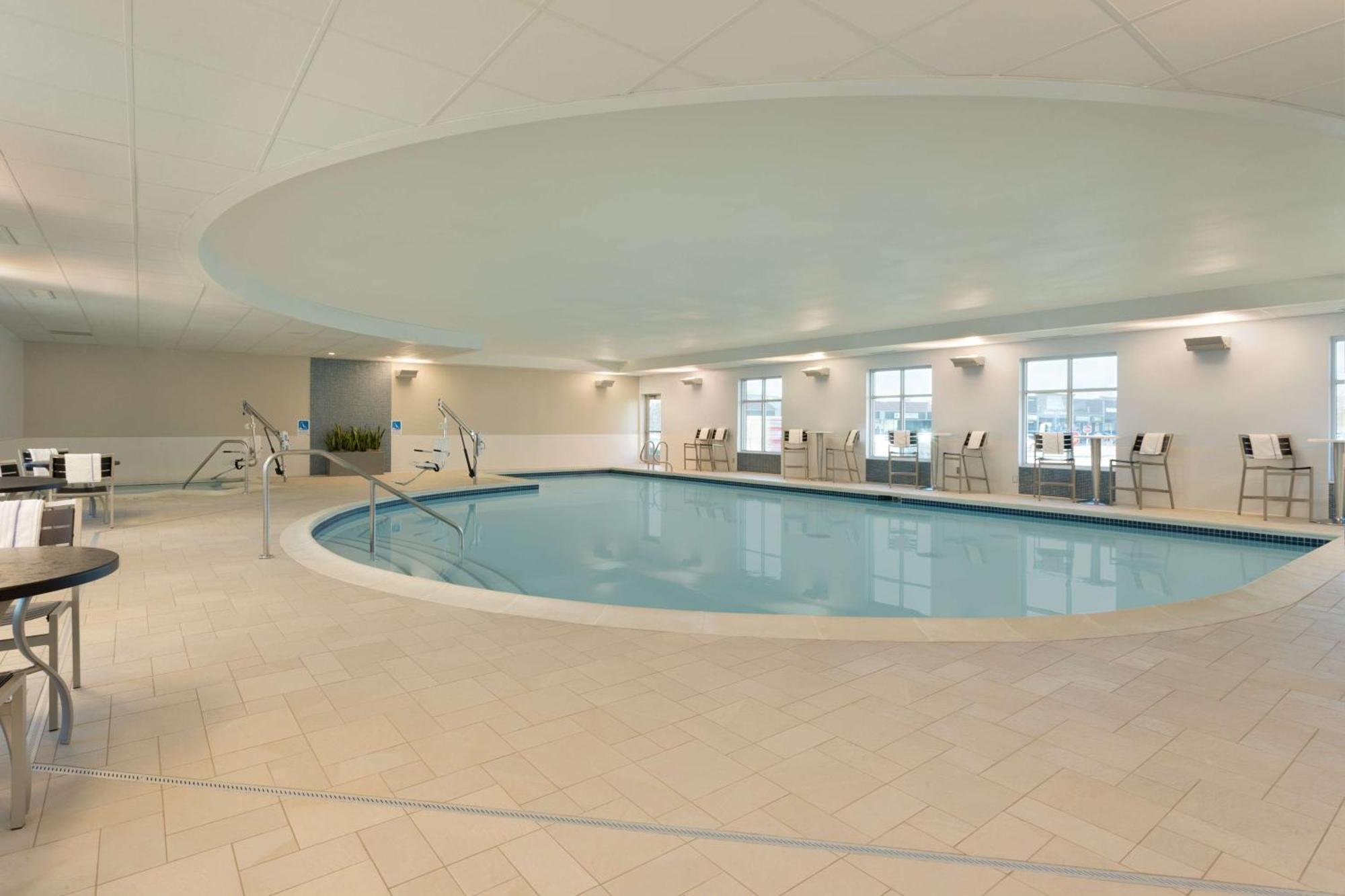 Hampton Inn & Suites Rosemont Chicago O'Hare Dış mekan fotoğraf