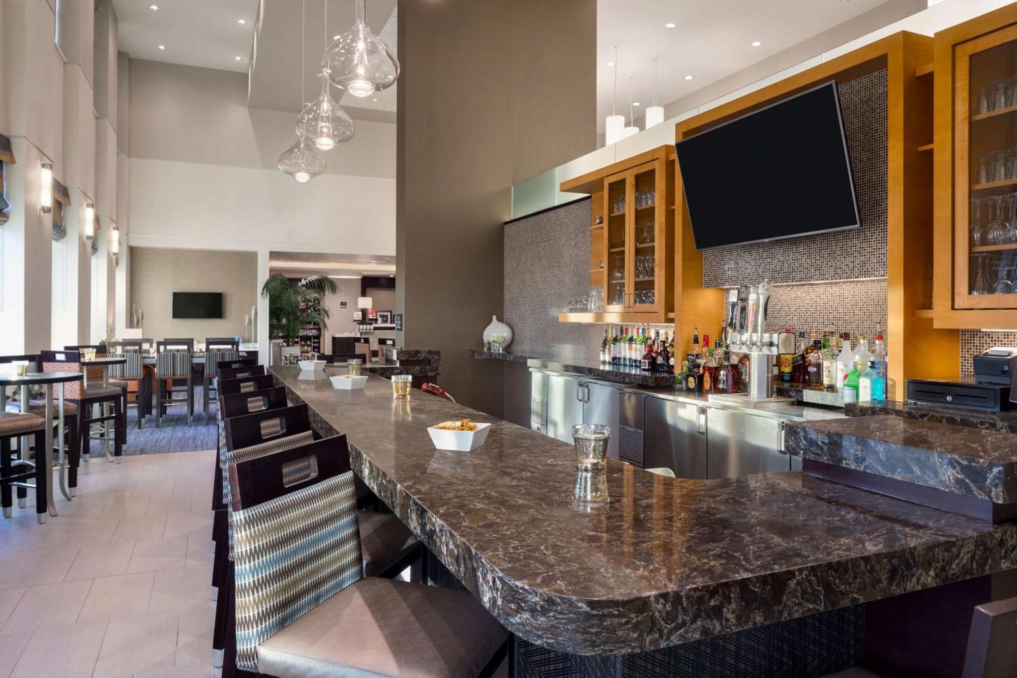 Hampton Inn & Suites Rosemont Chicago O'Hare Dış mekan fotoğraf